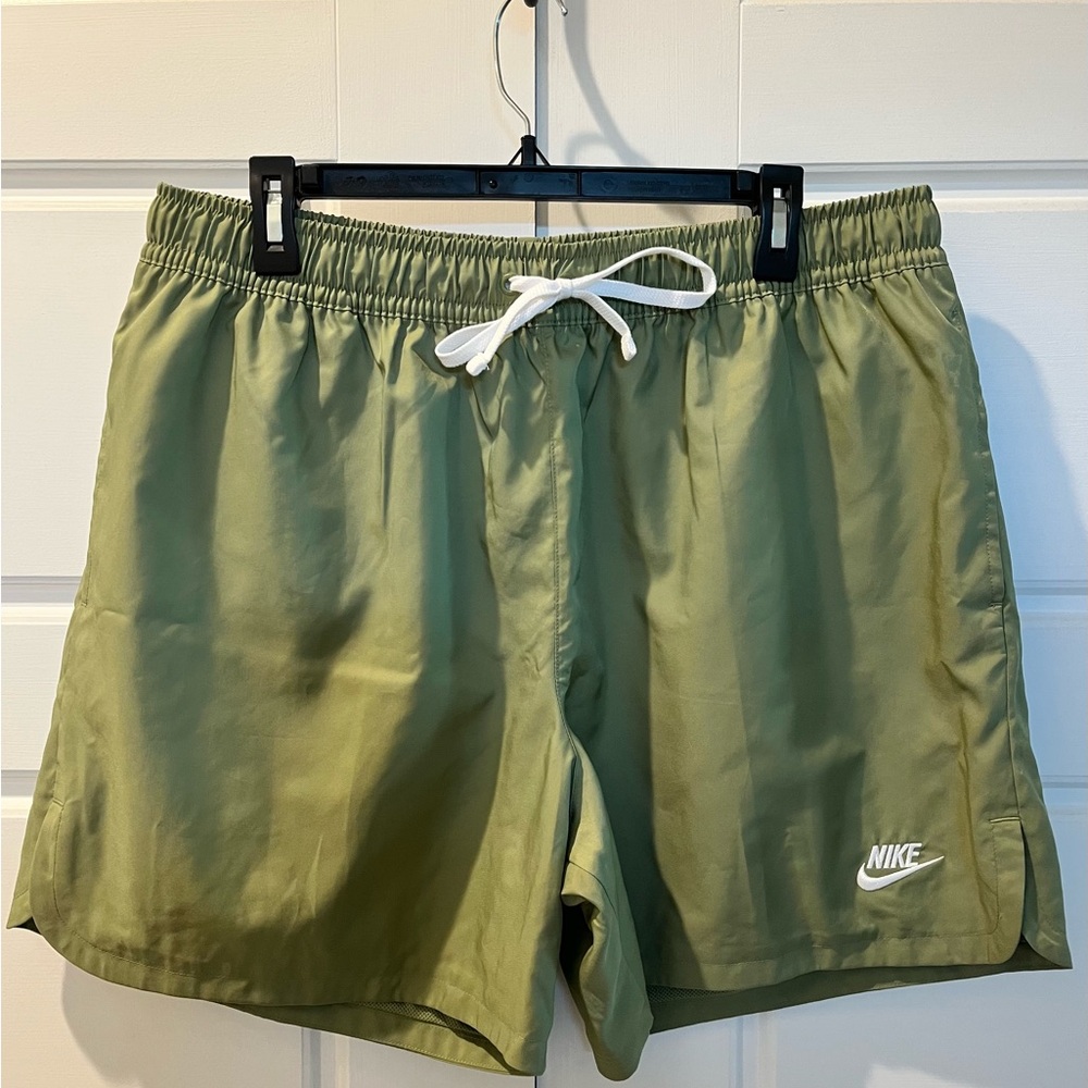 Men’s Nike Green Swim Trunks Quick-Dry Elastic Waist